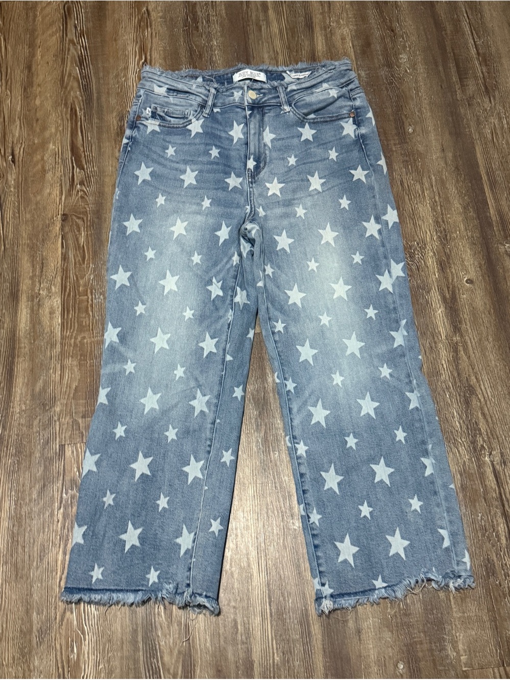 Judy Blue Cropped Straight Jeans Women's 11/30 Frayed Hem Star All Over Print